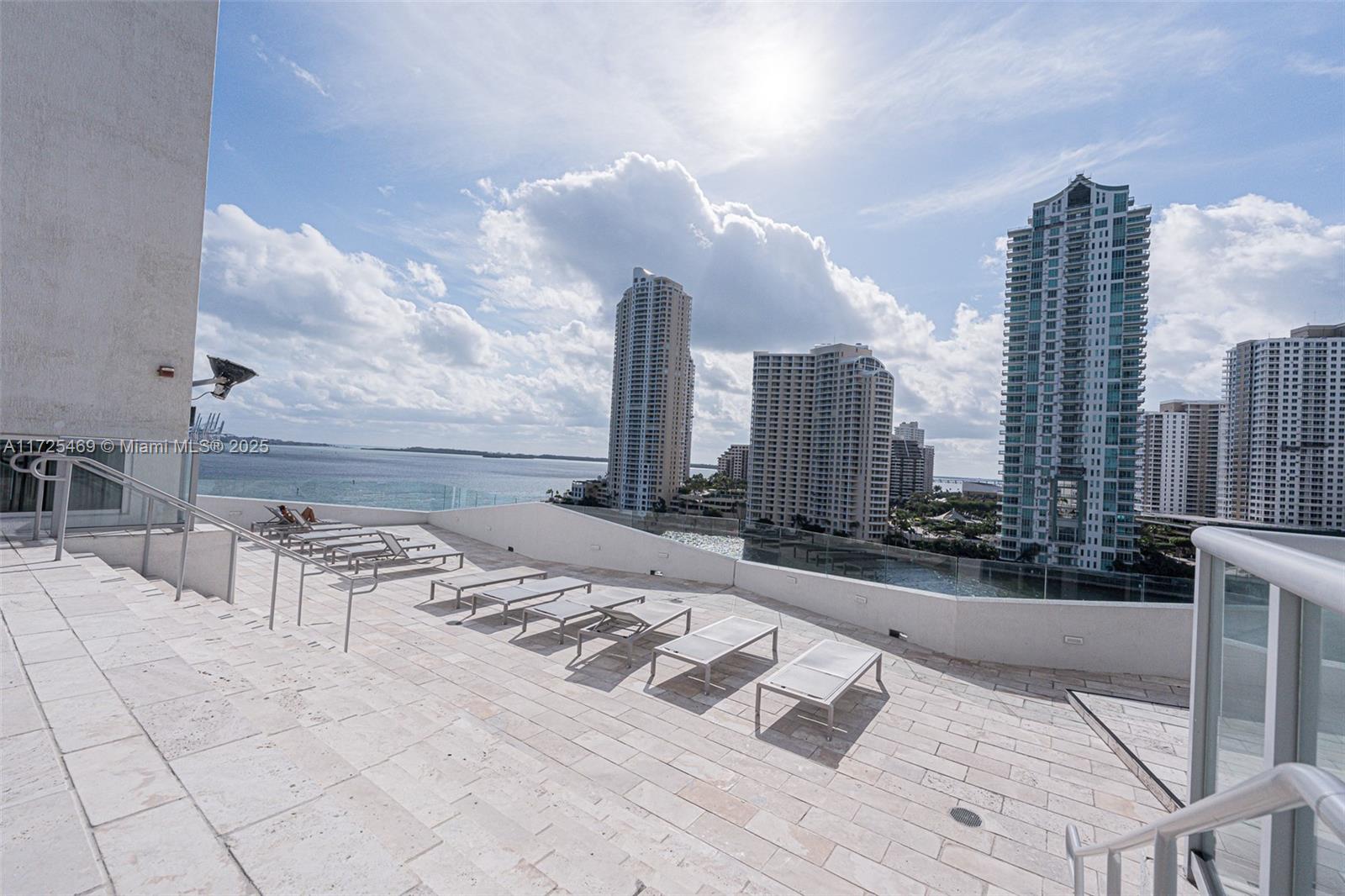 325 S Biscayne Blvd #UPH22, Miami FL 33131