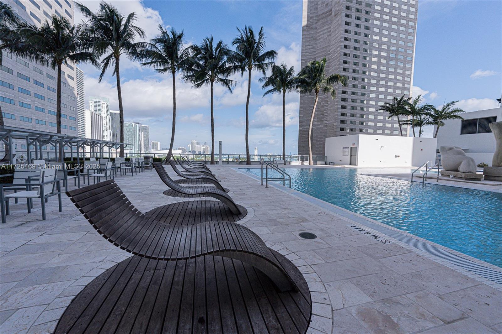 325 S Biscayne Blvd #UPH22, Miami FL 33131