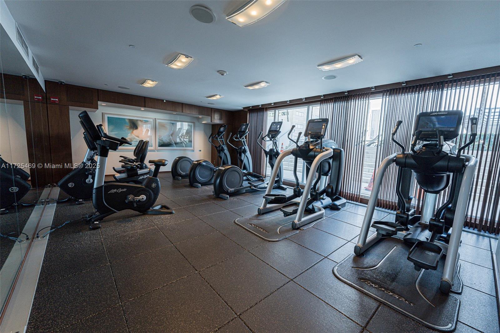 325 S Biscayne Blvd #UPH22, Miami FL 33131