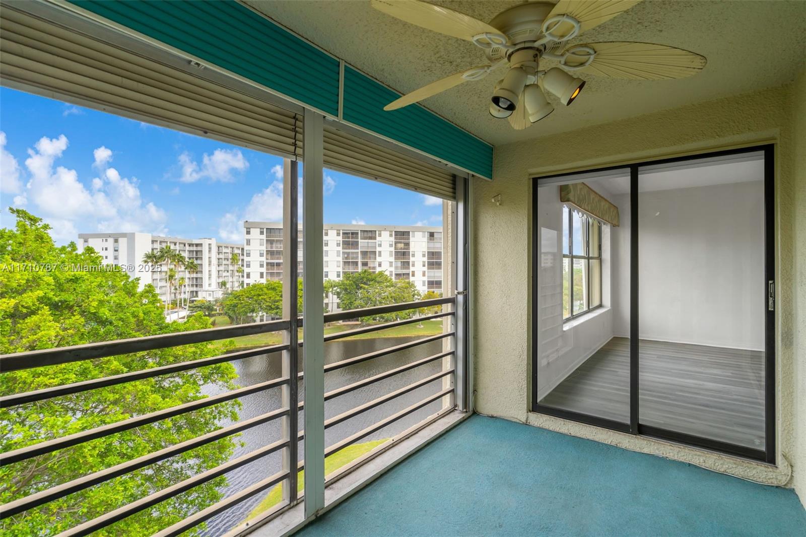 2309 S Cypress Bend Dr #612C, Pompano Beach, Florida image 1