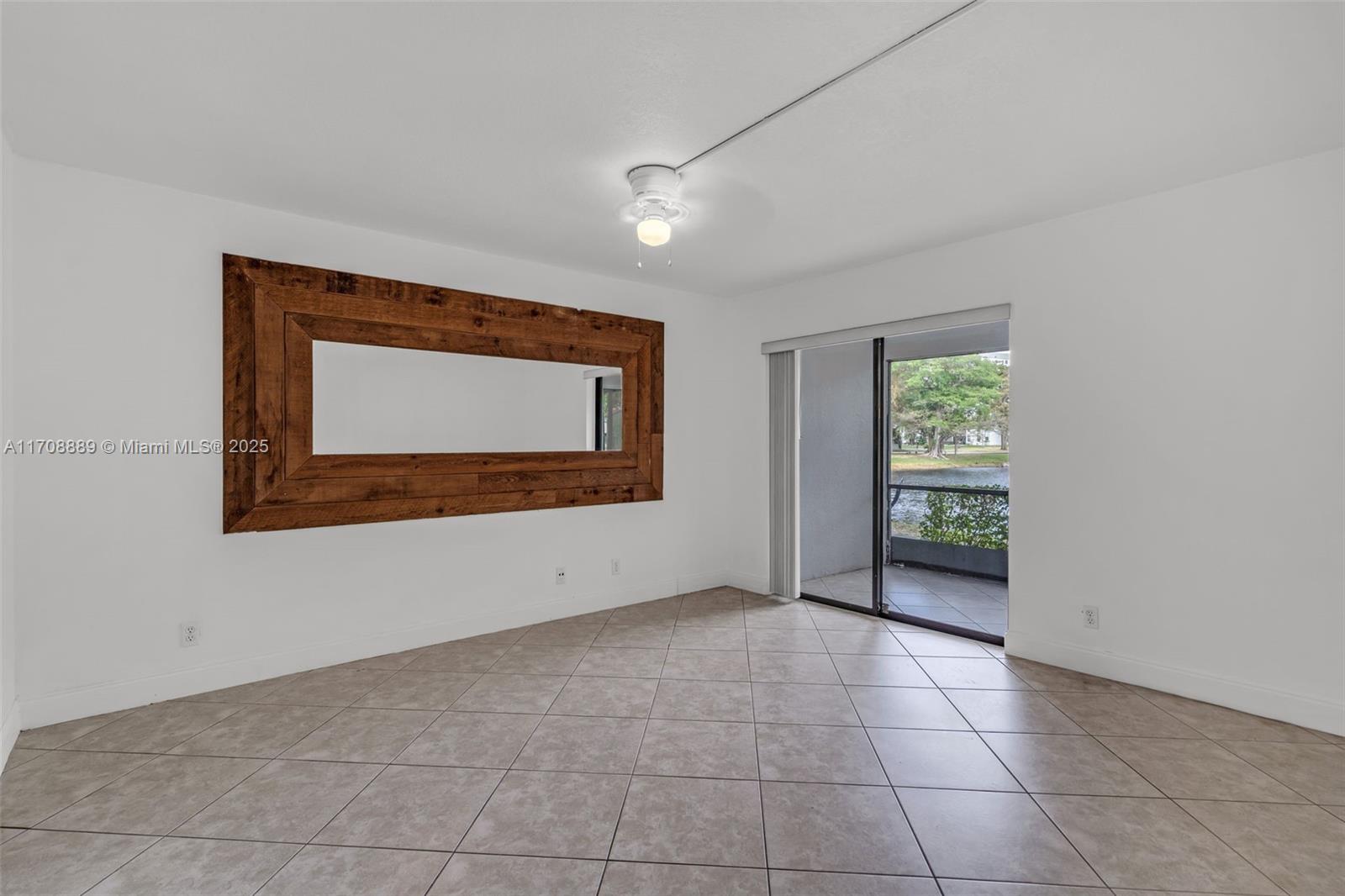 2304 S Cypress Bend Dr #113, Pompano Beach, Florida image 3