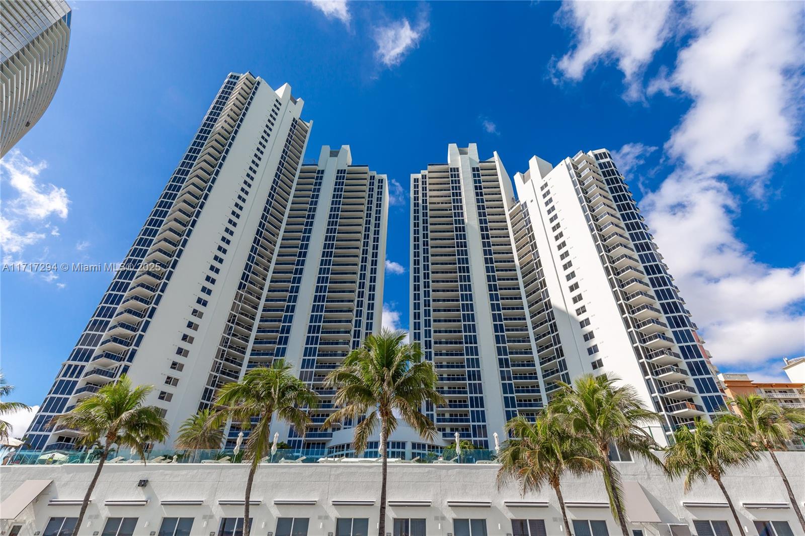 19111 Collins Ave #901, Sunny Isles Beach, Florida image 44