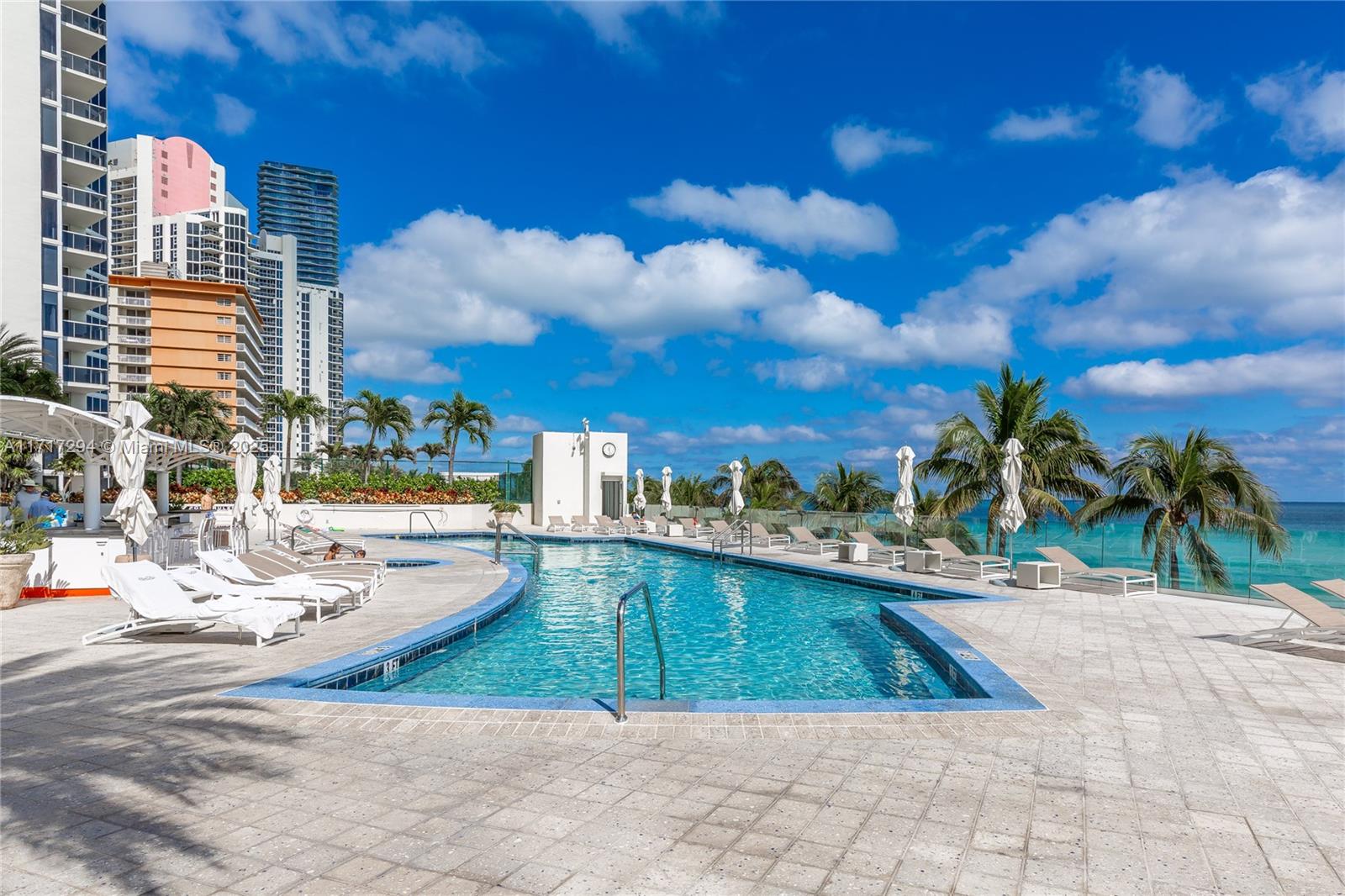 19111 Collins Ave #901, Sunny Isles Beach, Florida image 47