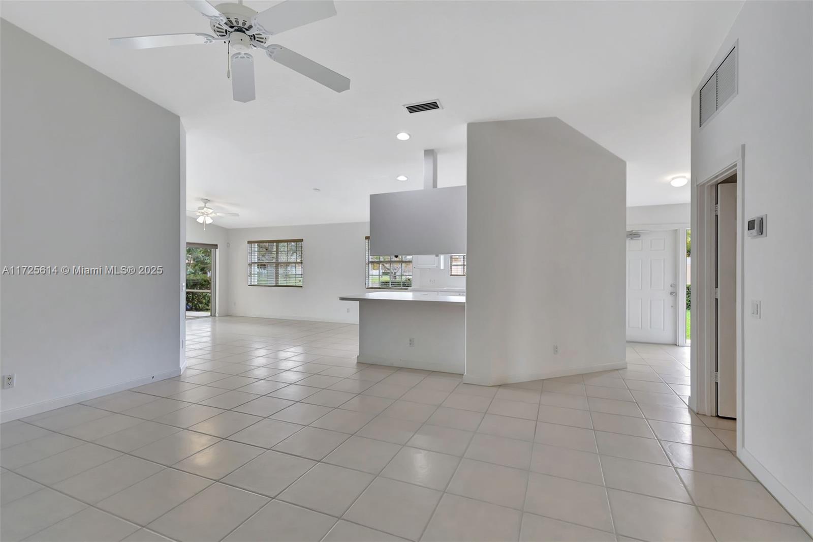 8184 Montserrat Pl #8184, Wellington, Florida image 19