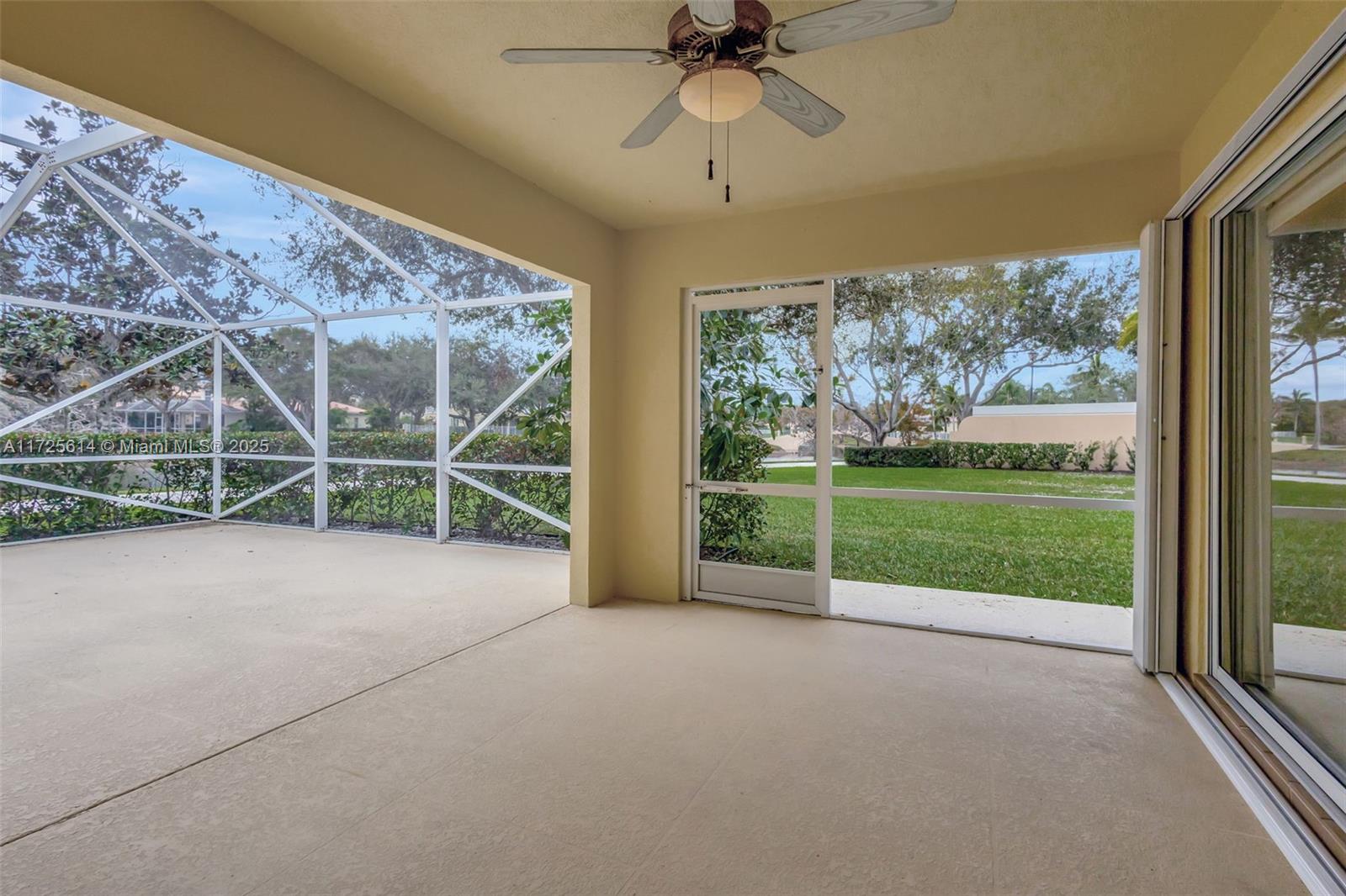 8184 Montserrat Pl #8184, Wellington, Florida image 32