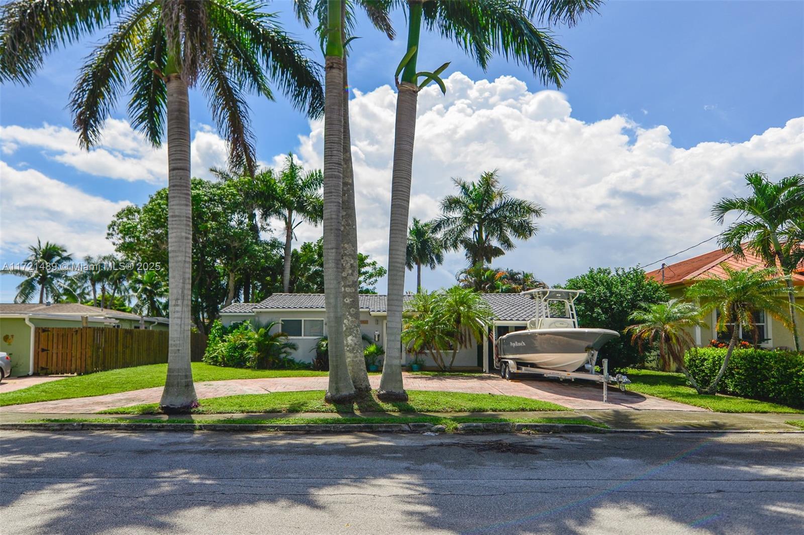 1208 Guava Isle, Fort Lauderdale, Florida image 1