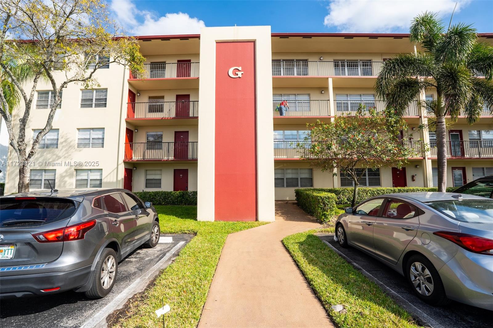 1551 SW 135th Ter #102G, Pembroke Pines, Florida image 1