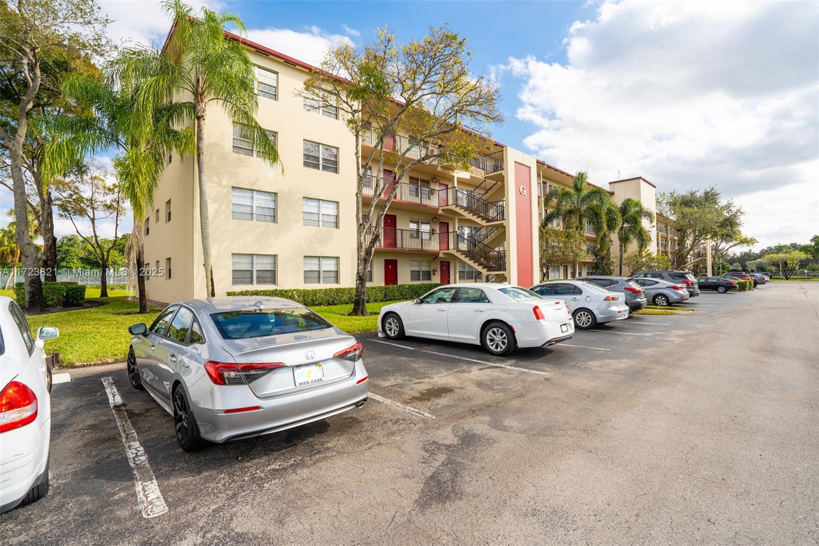 1551 SW 135th Ter #102G, Pembroke Pines, Florida image 20