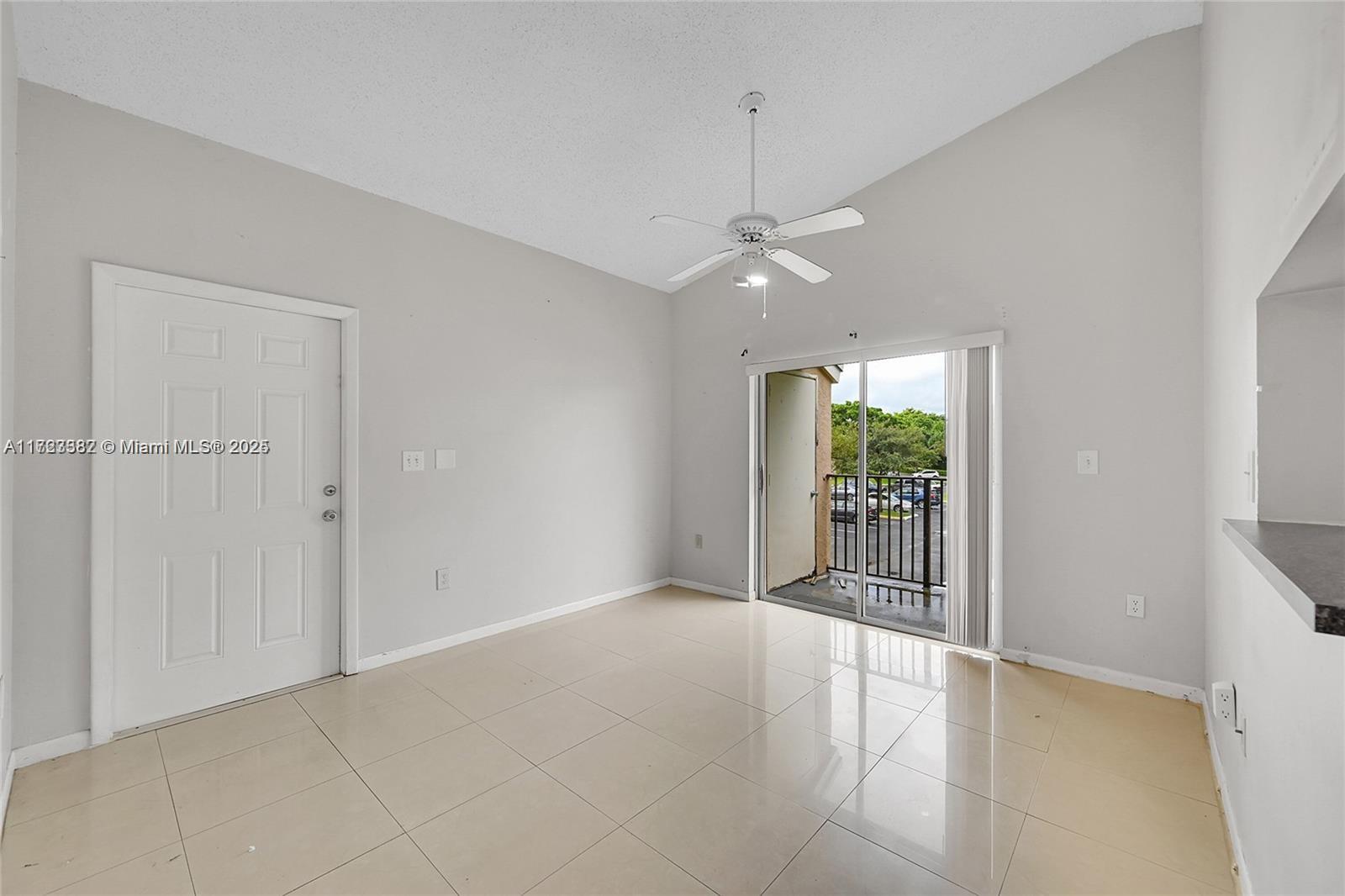 1881 NW 96 #7C, Pembroke Pines, Florida image 2