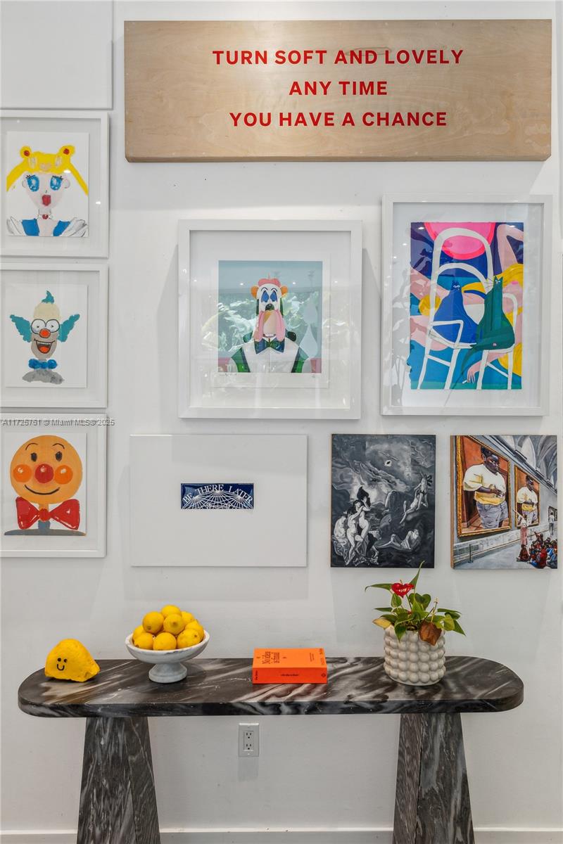 Listing Photo 10