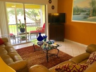 611 S Hollybrook Dr #203, Pembroke Pines, Florida image 9