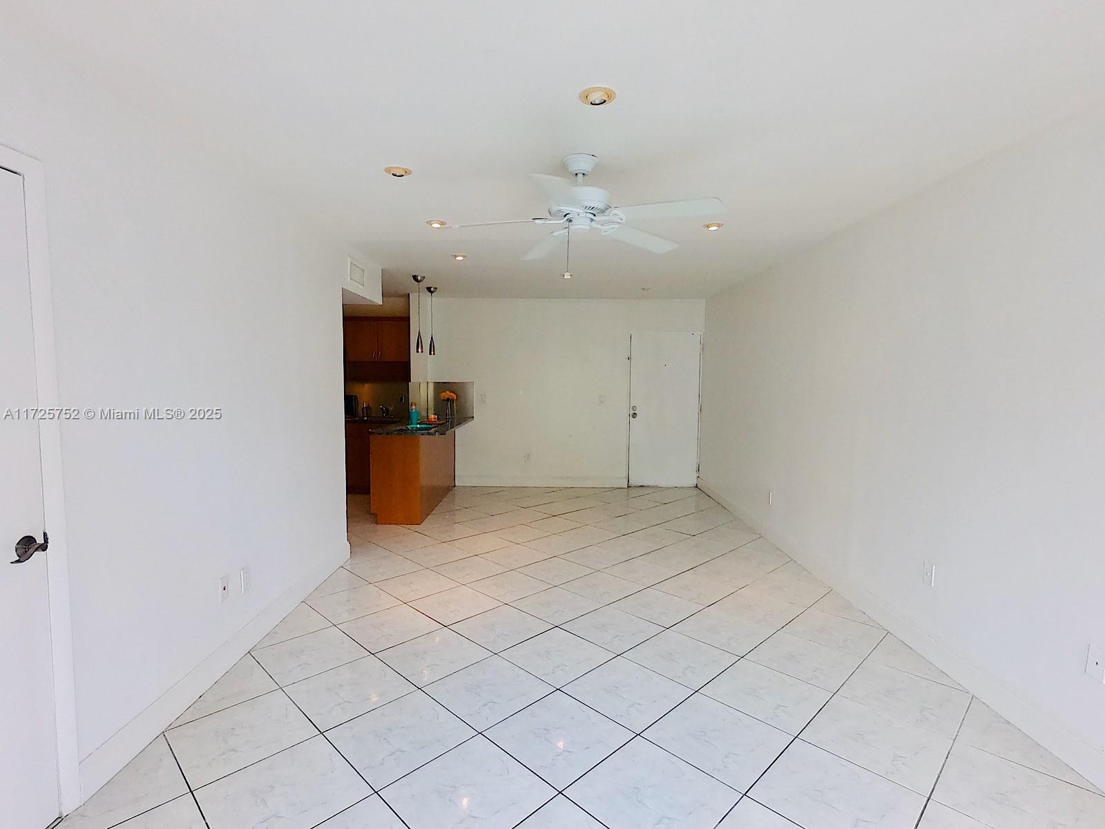 3642 NE 171st St #208, North Miami Beach, Florida image 4