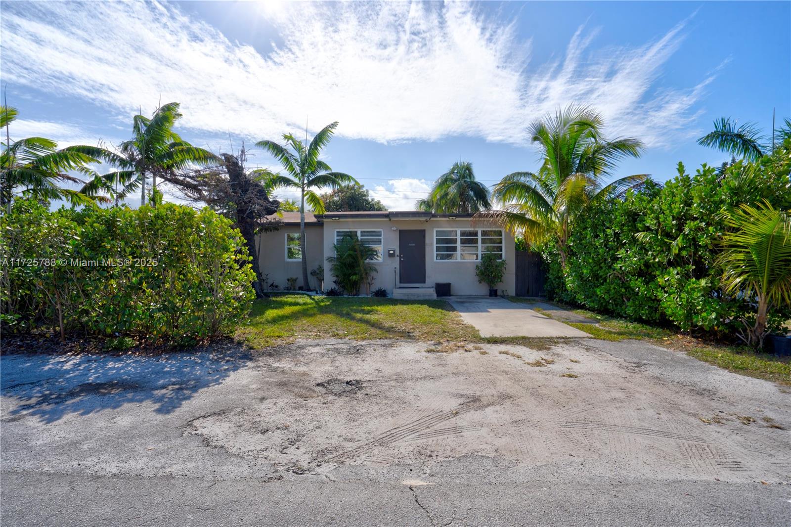 2326 Harding St, Hollywood, Florida image 16