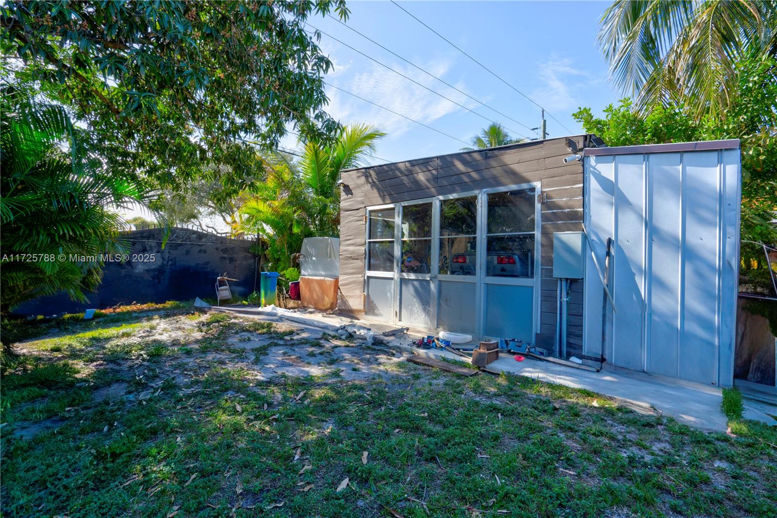 2326 Harding St, Hollywood, Florida image 22