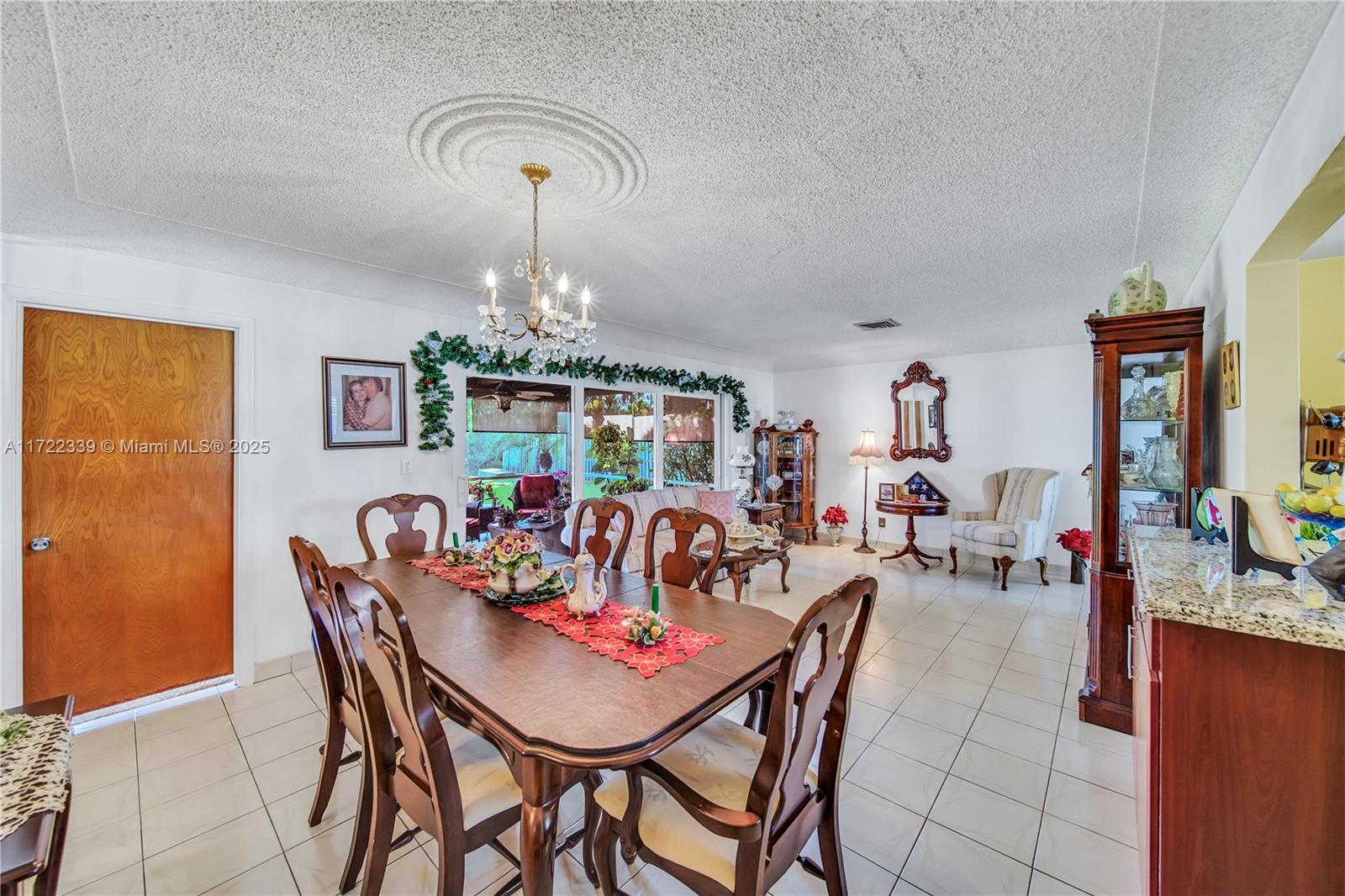 4448 SW 37th Ave, Dania Beach, Florida image 13