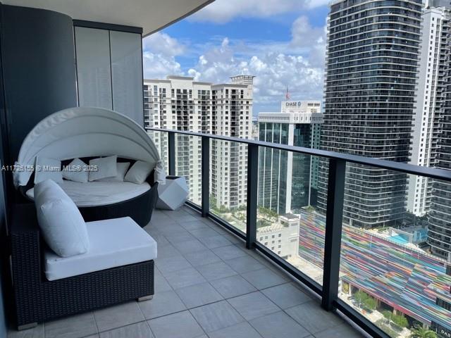 1000 Brickell Plz #3114, Miami FL 33131