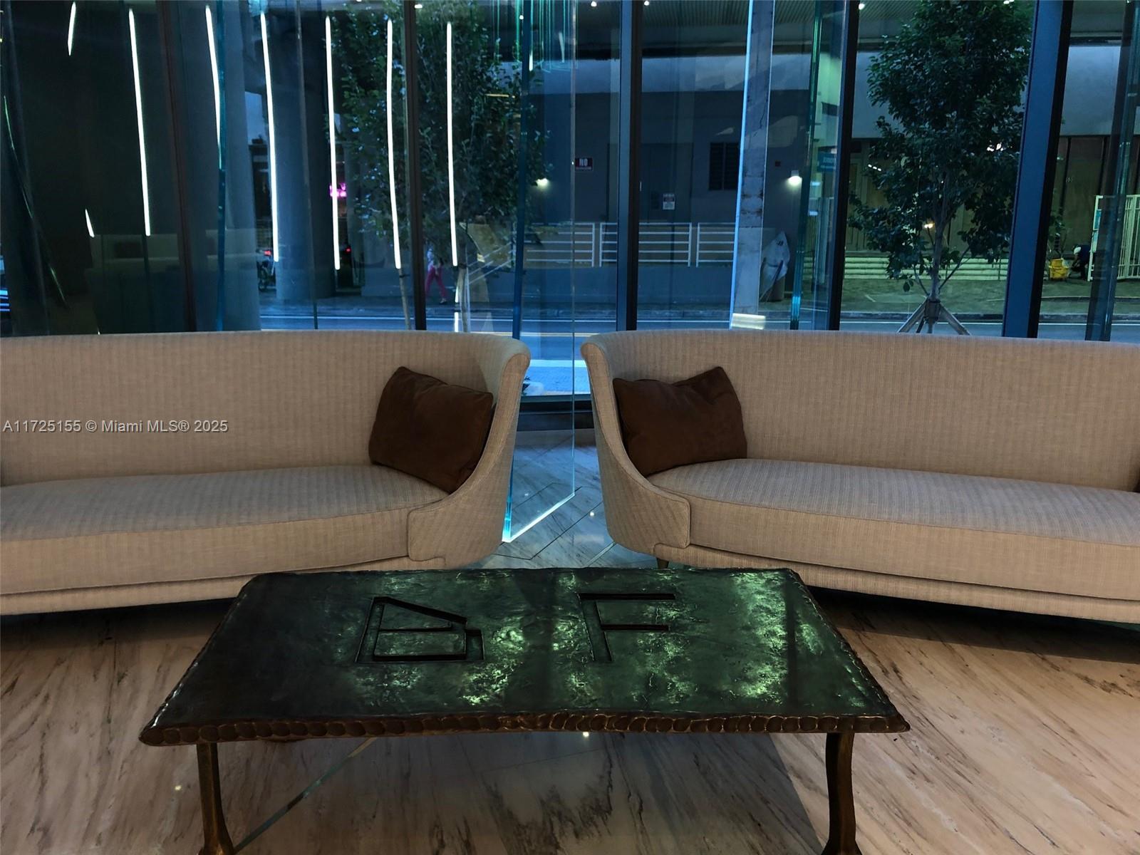 1000 Brickell Plz #3114, Miami FL 33131