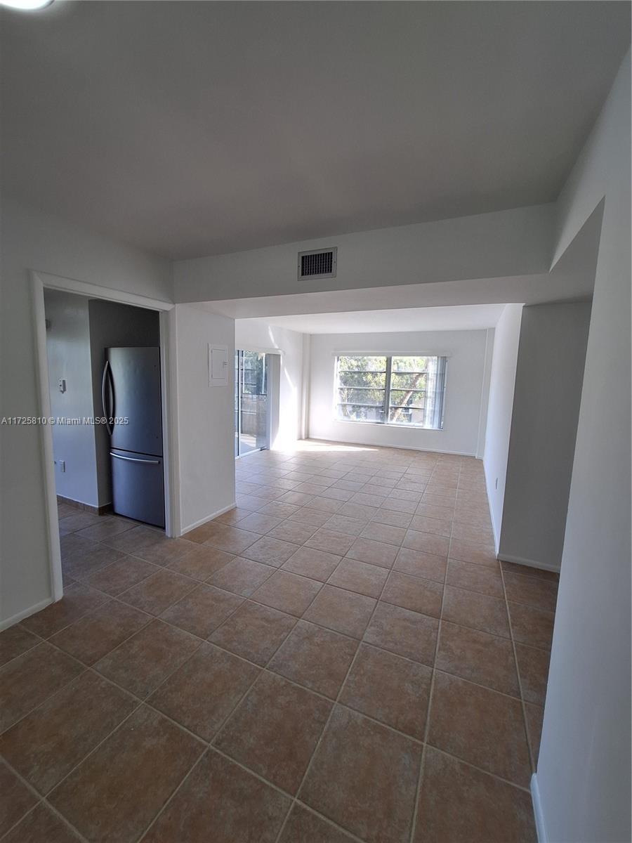 4170 Inverrary Dr #302, Lauderhill, Florida image 3