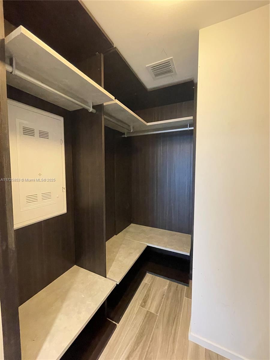 801 S Miami Ave #1502, Miami FL 33130