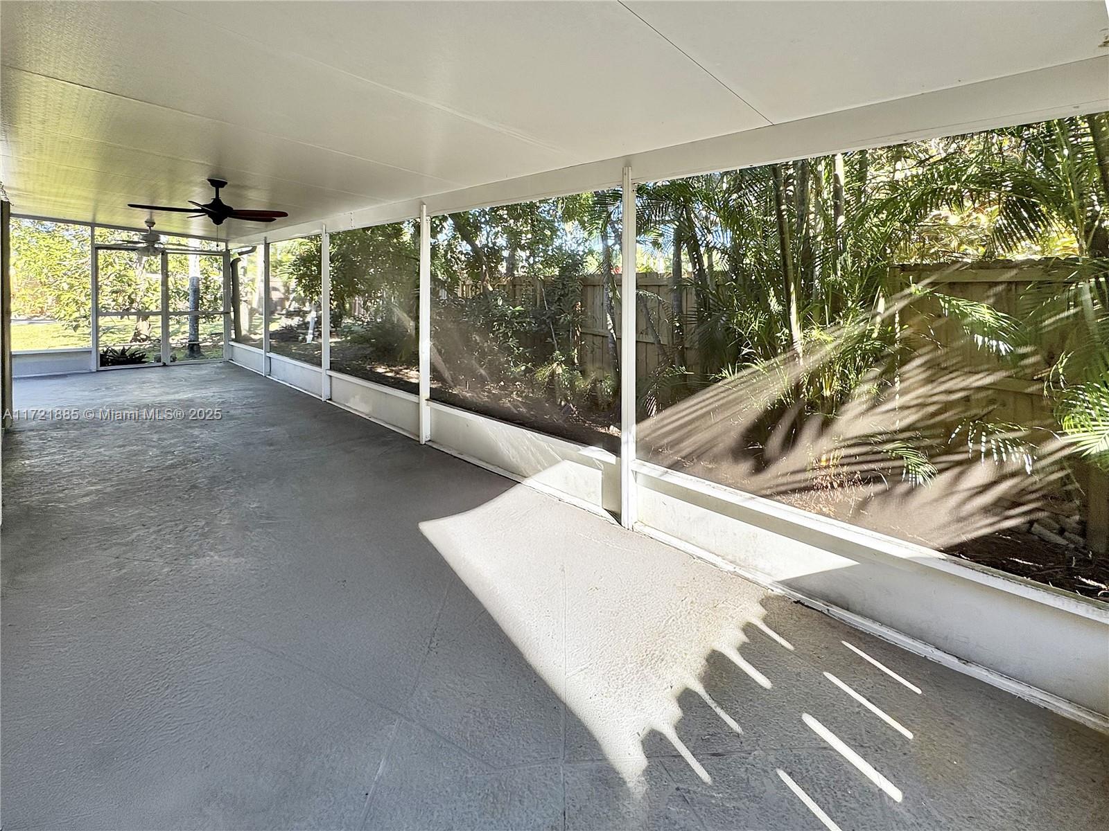 2671 E Saratoga Dr, Cooper City, Florida image 35