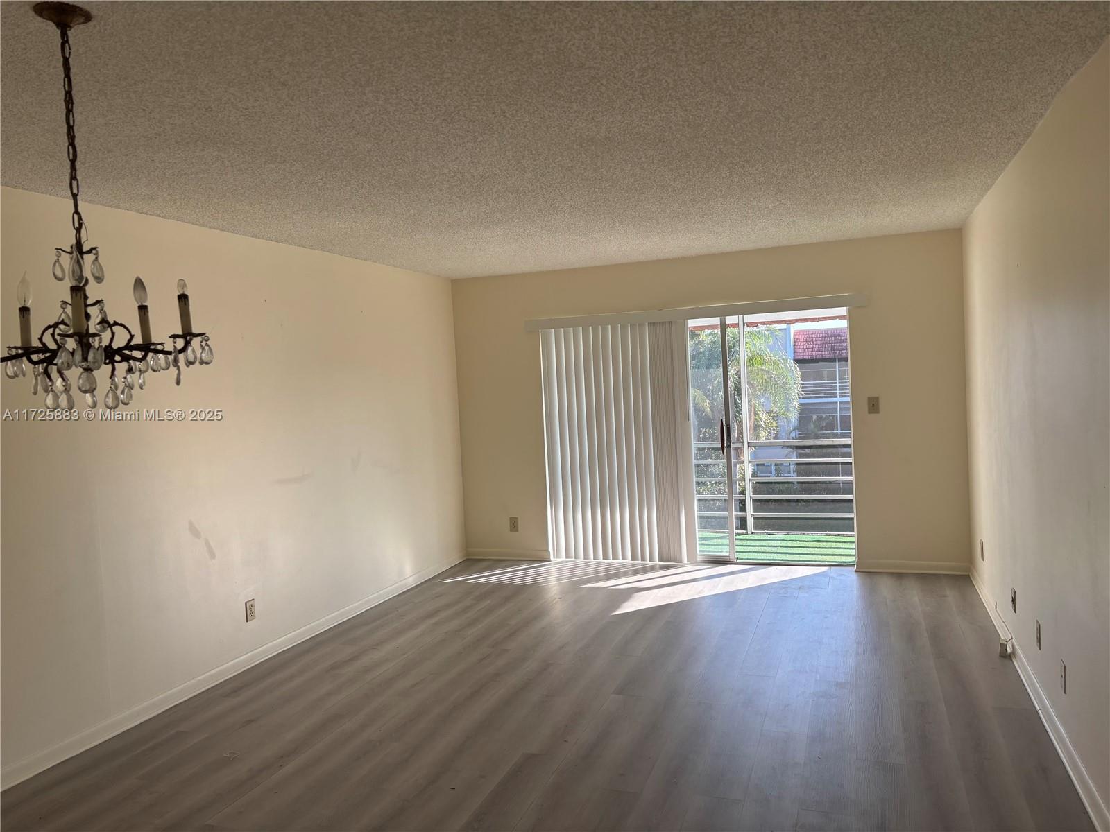 3774 Inverrary Blvd #305P, Lauderhill, Florida image 3