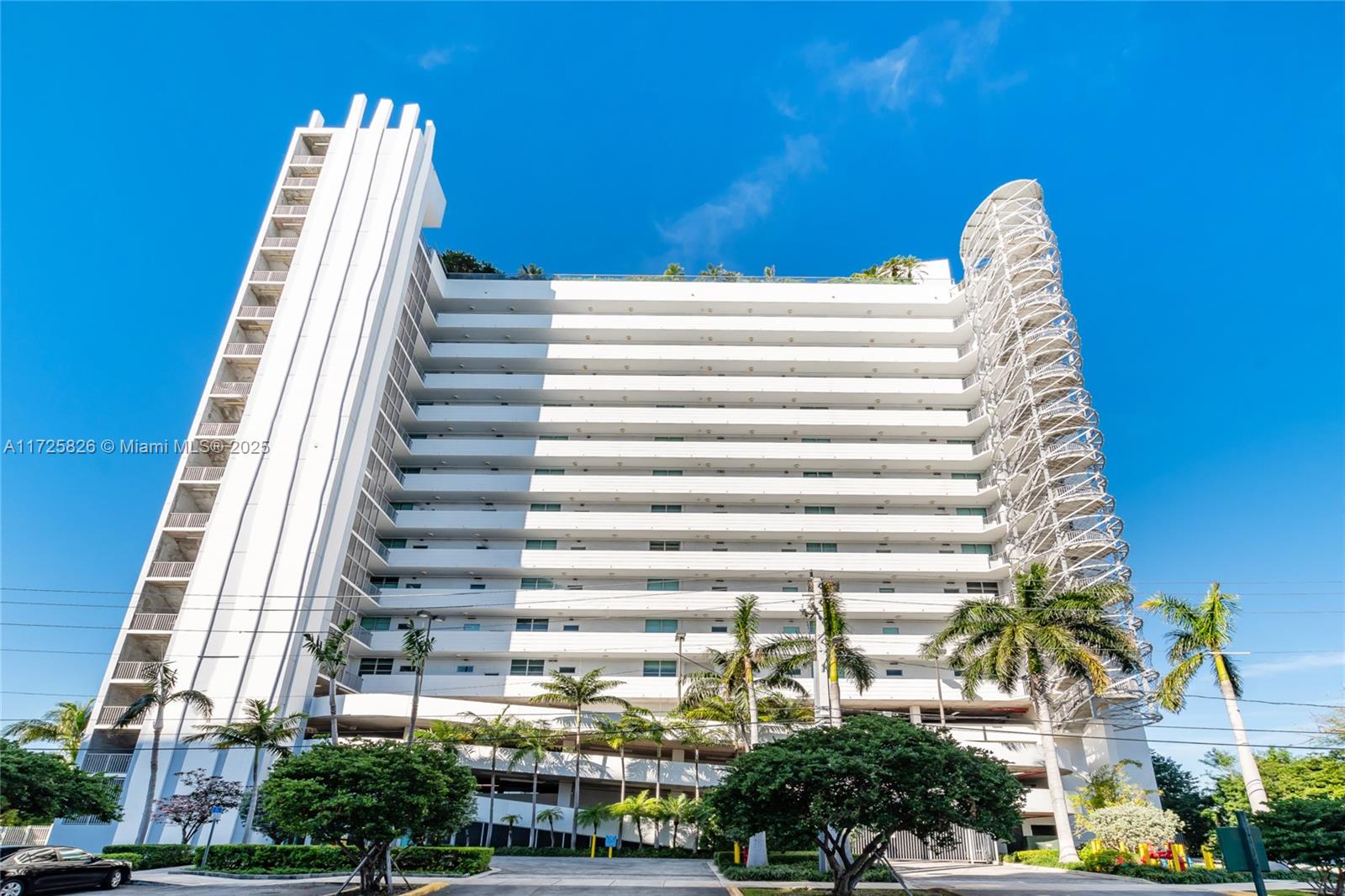 7934 West Dr #705, North Bay Village FL 33141