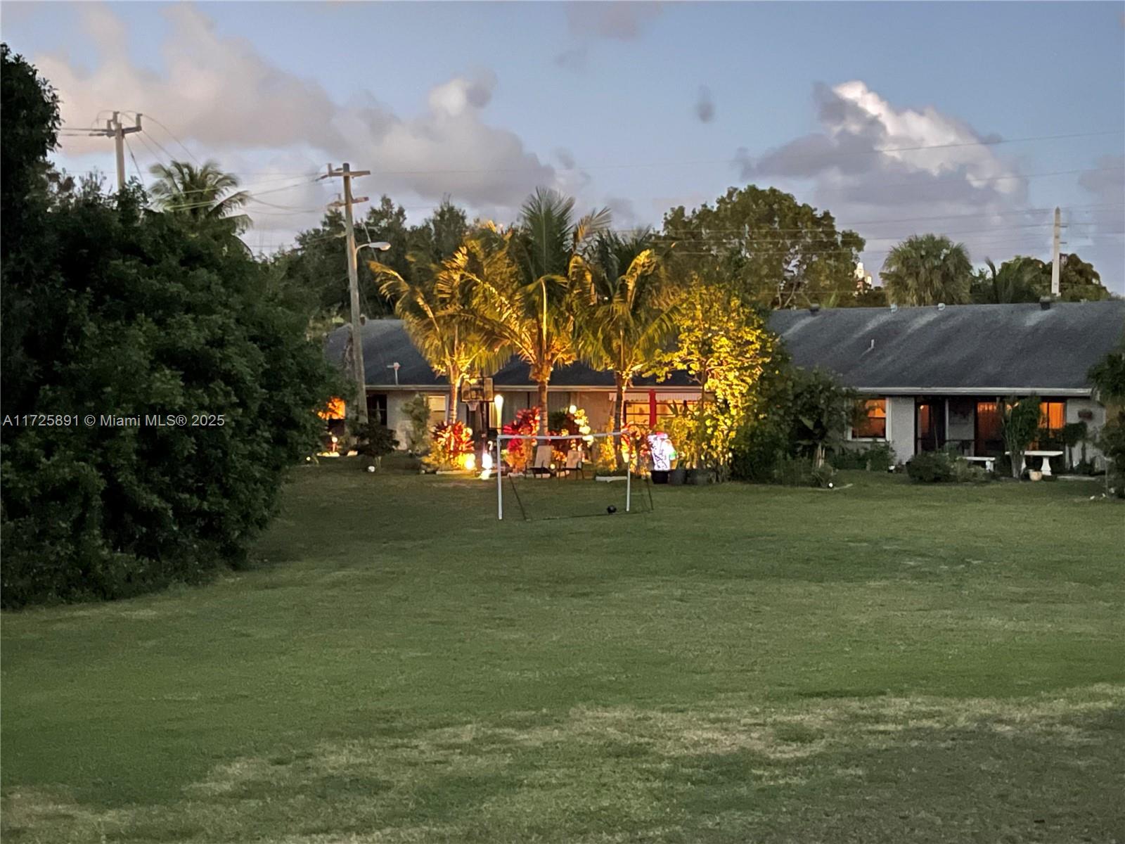 Residential, Pembroke Pines, Florida image 27