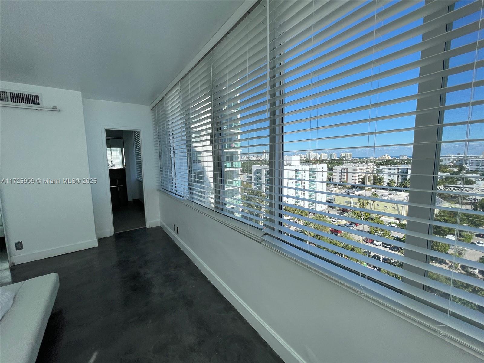 Listing Photo 14