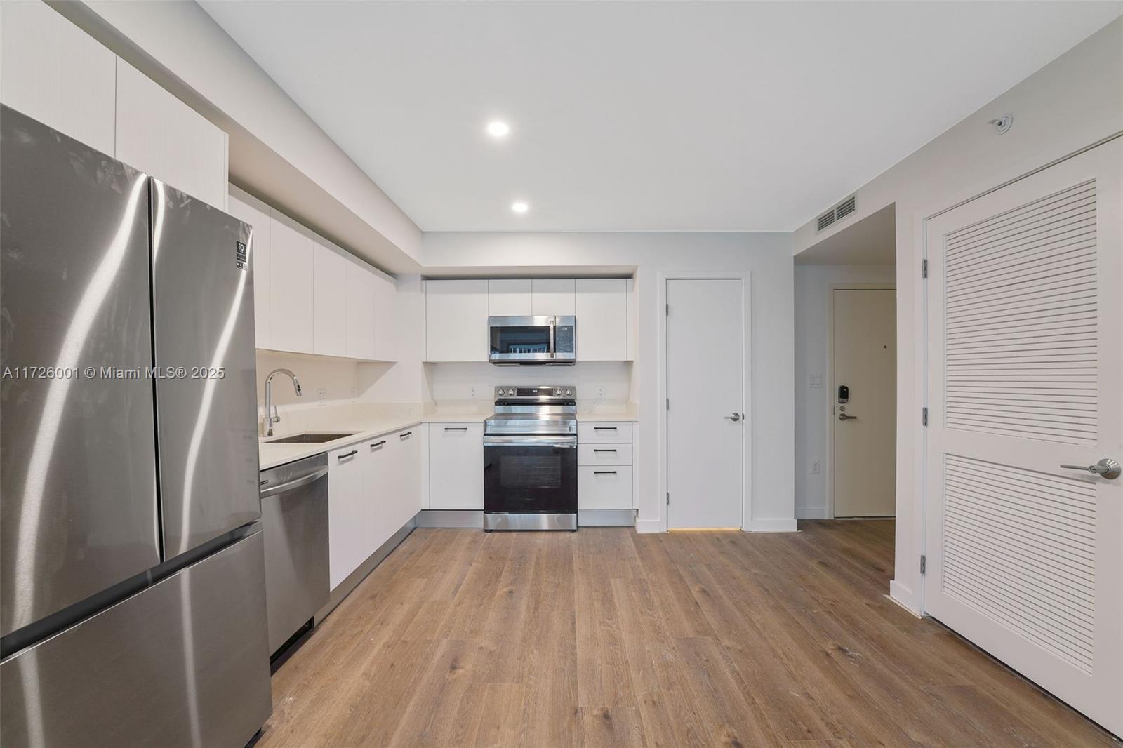 Property photo # 2