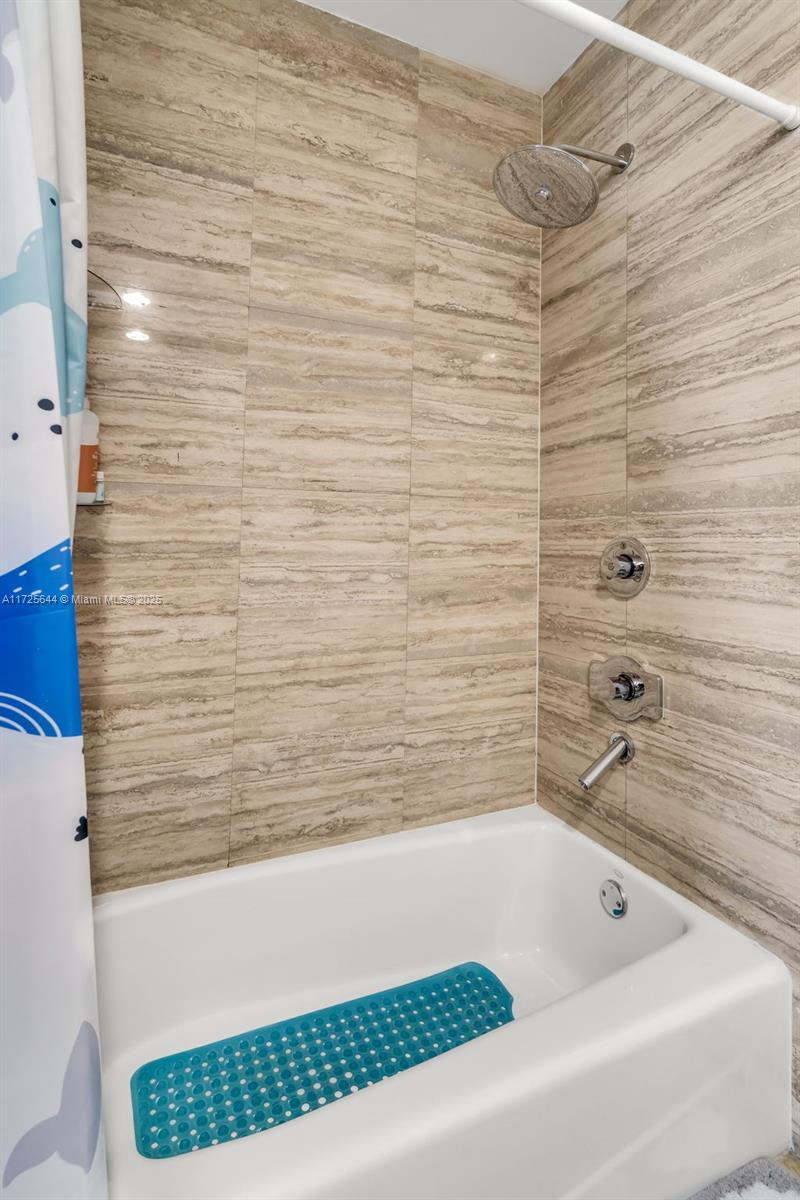 16001 Collins Ave #1401, Sunny Isles Beach FL 33160
