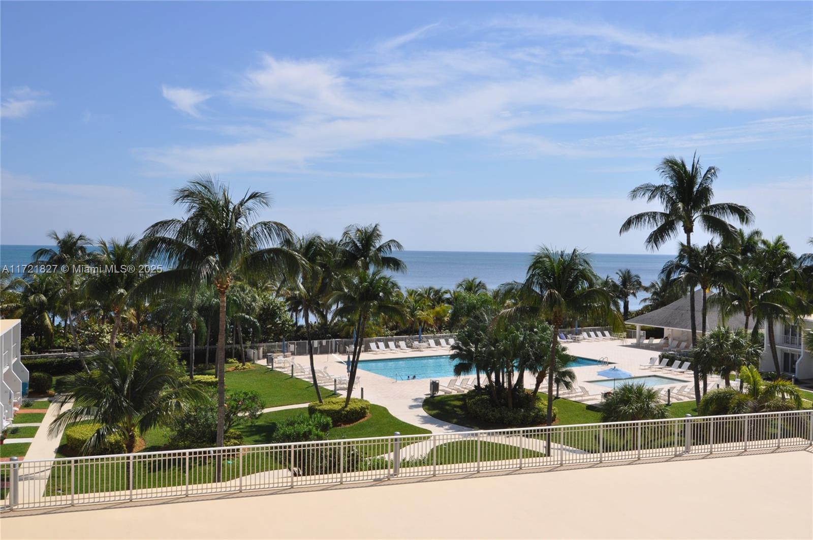 881 Ocean Dr #PH 27E, Key Biscayne FL 33149