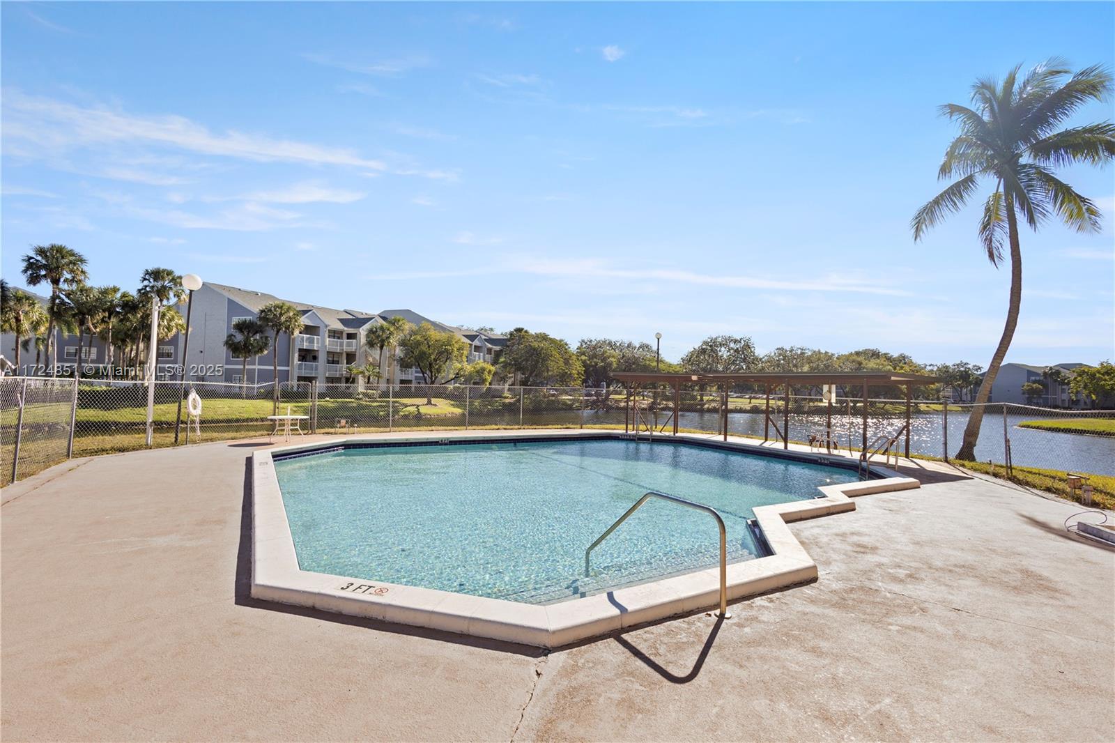 8020 Hampton Blvd #304, North Lauderdale, Florida image 26