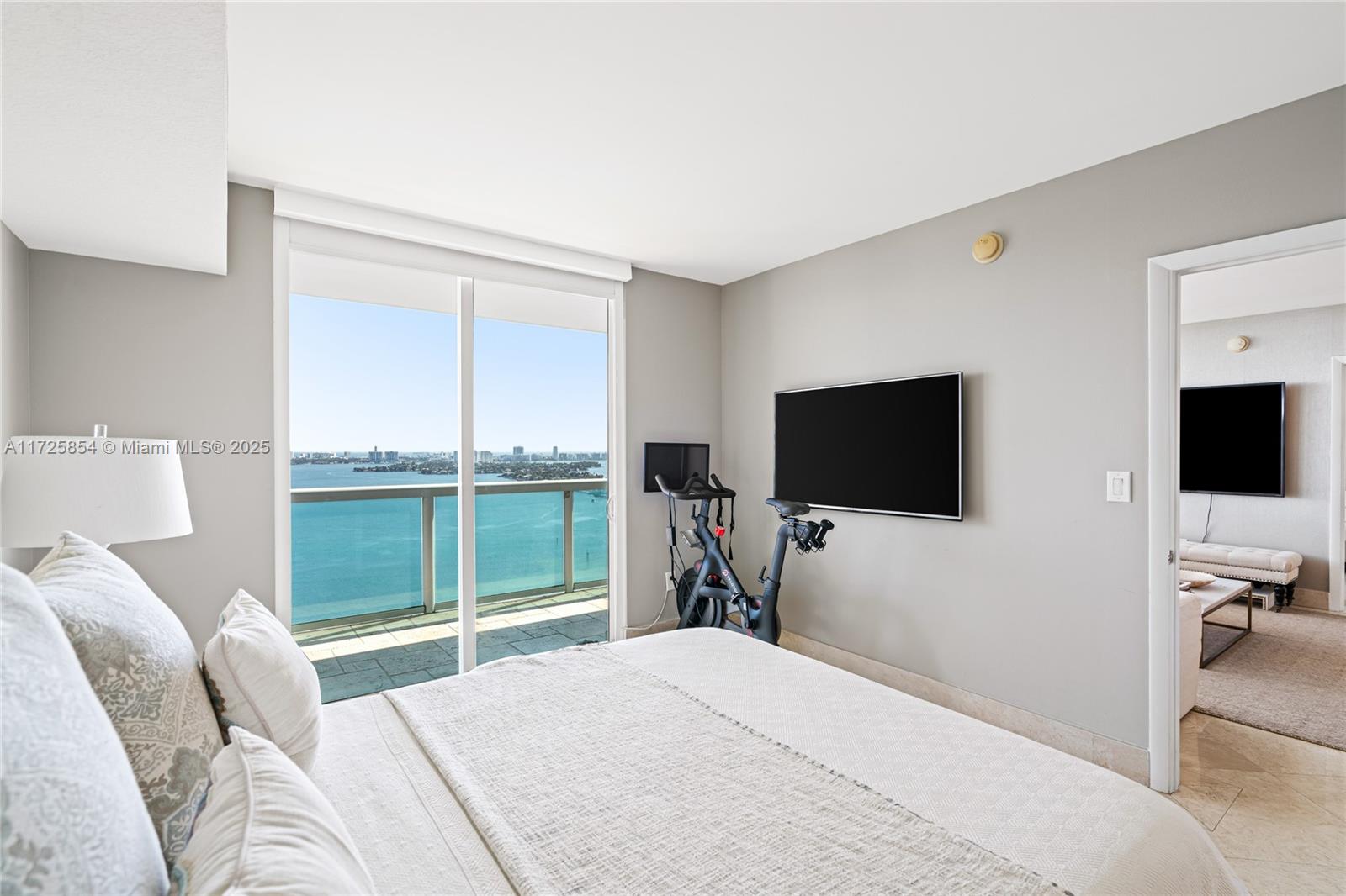 1800 N Bayshore Dr #3207, Miami FL 33132
