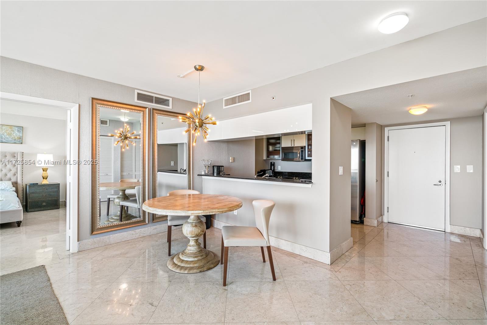 1800 N Bayshore Dr #3207, Miami FL 33132