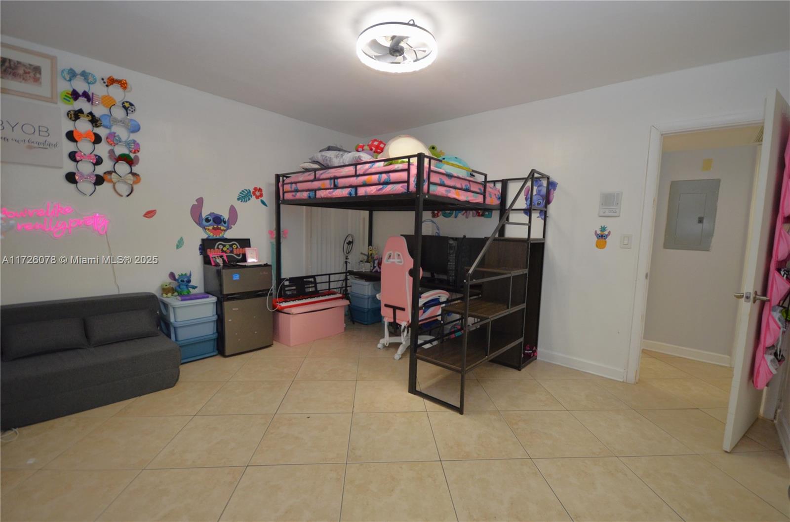 16501 Fox Den Ct, Miami Lakes, Florida image 20