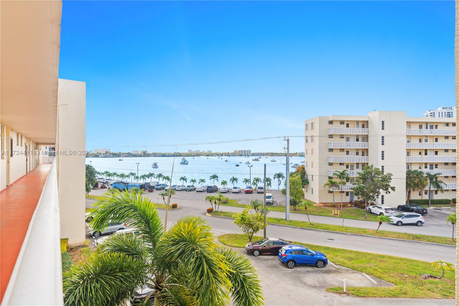 2903 Point East Dr #K408, Aventura, Florida image 17