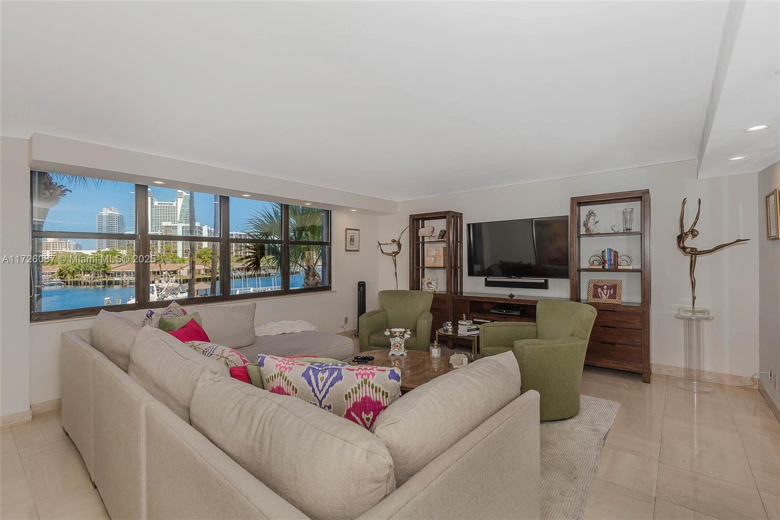 300 Three Islands Blvd #801, Hallandale Beach, Florida image 2