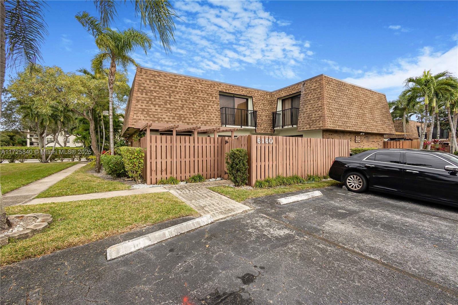 6160 NW 54th Ln, Tamarac, Florida image 1