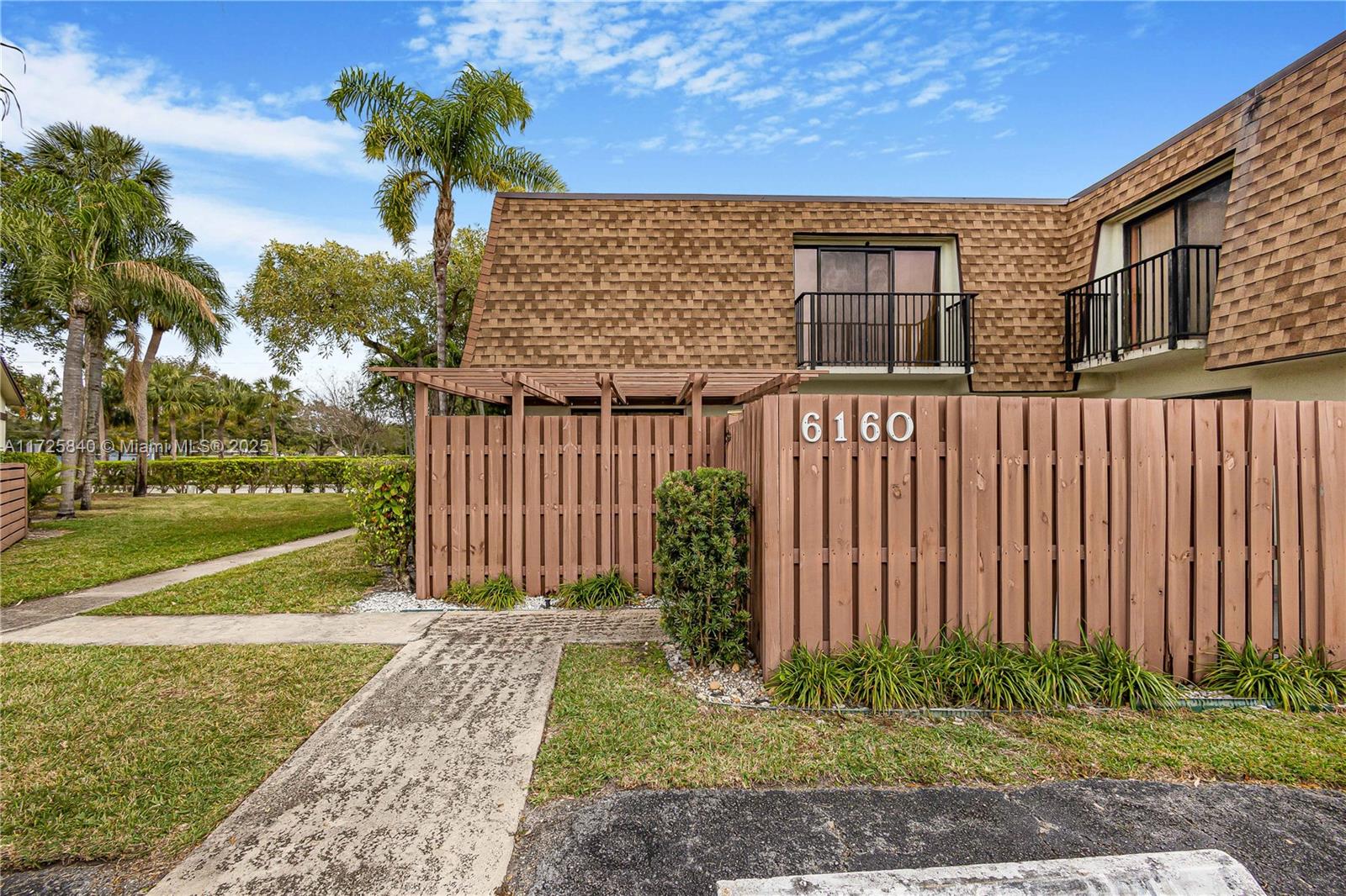 6160 NW 54th Ln, Tamarac, Florida image 3