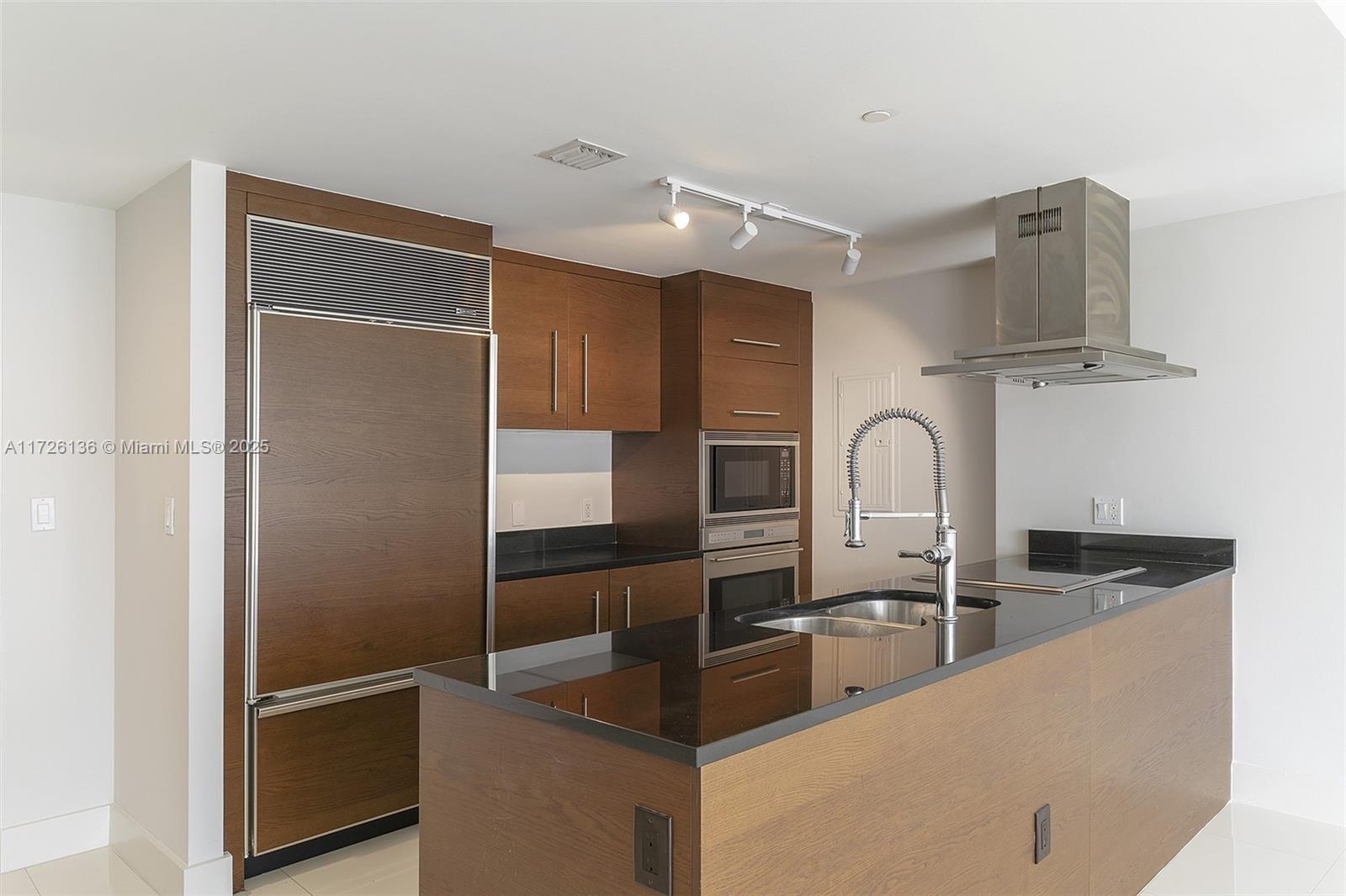 495 Brickell Ave #BAY407, Miami FL 33131