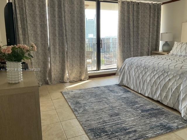 300 Three Islands Blvd #211, Hallandale Beach, Florida image 11