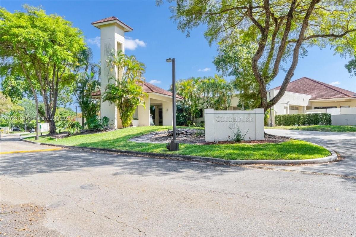 110 Lake Emerald Dr #403, Oakland Park, Florida image 35