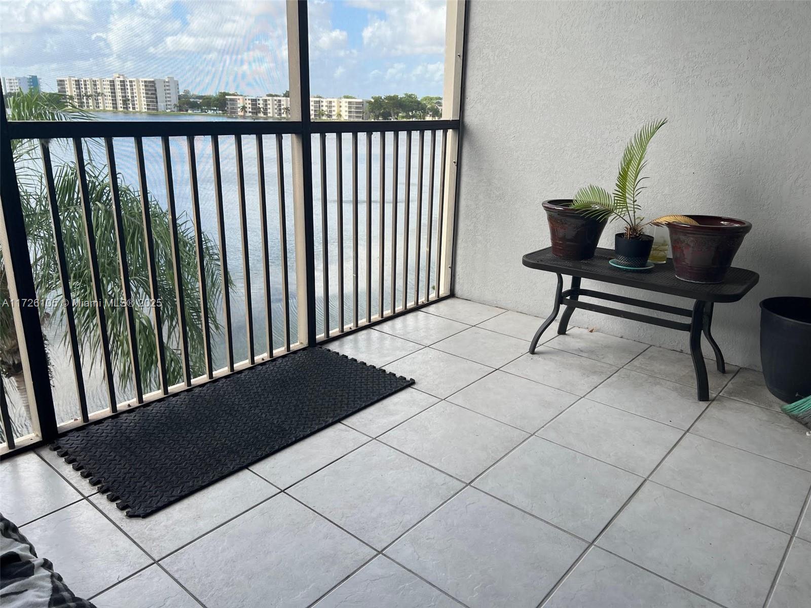 110 Lake Emerald Dr #403, Oakland Park, Florida image 6