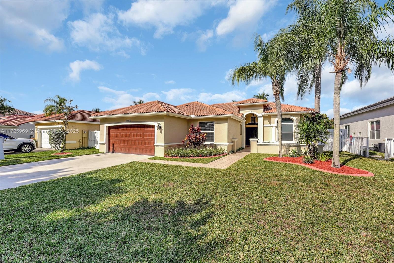 19383 NW 23rd St, Pembroke Pines, Florida image 3