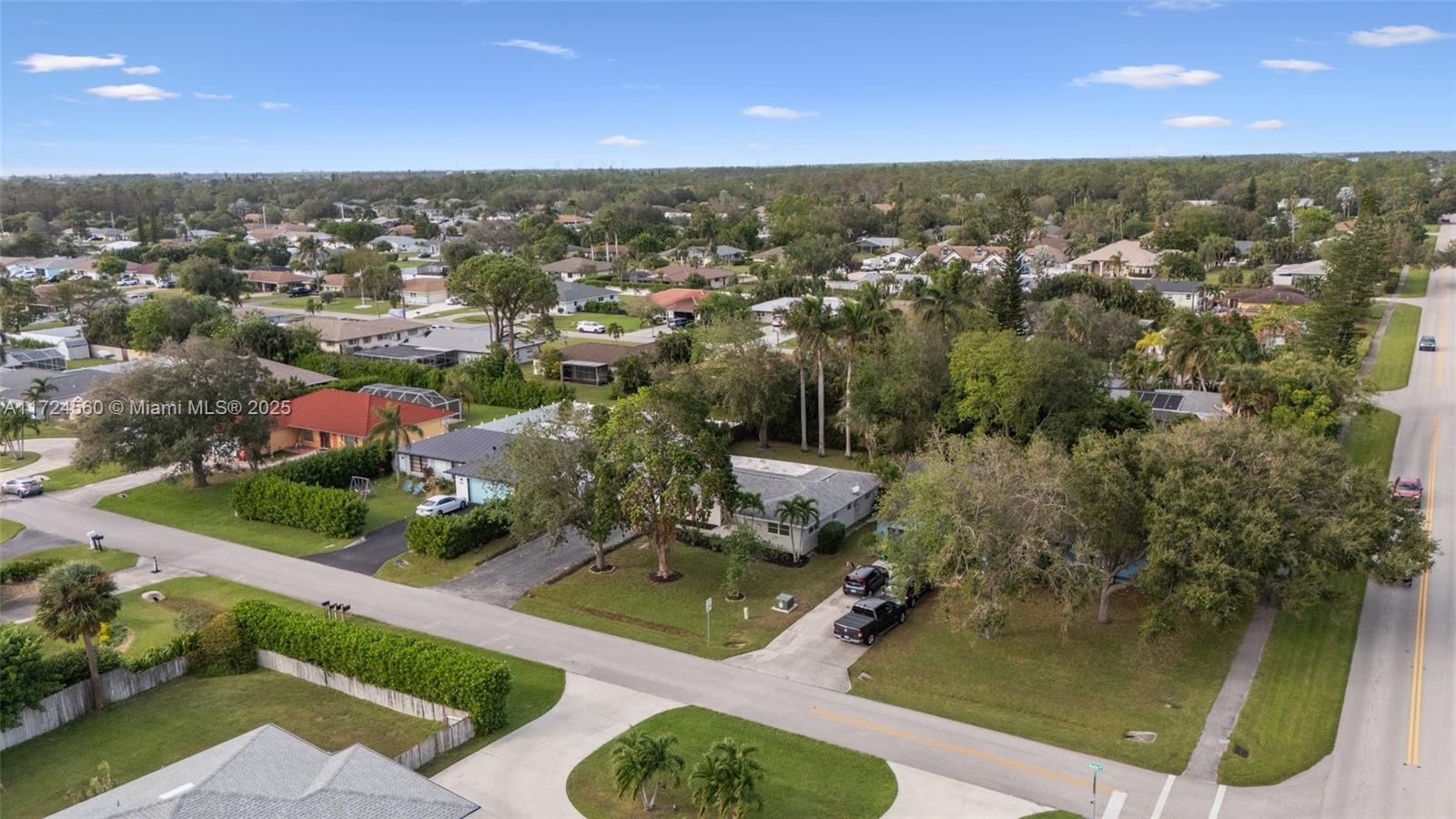 189 Mentor, Naples, Florida image 32