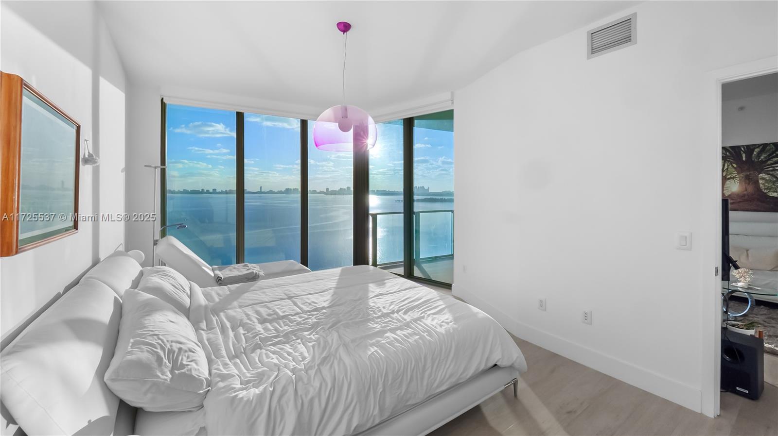 2900 NE 7th Ave #1105, Miami FL 33137