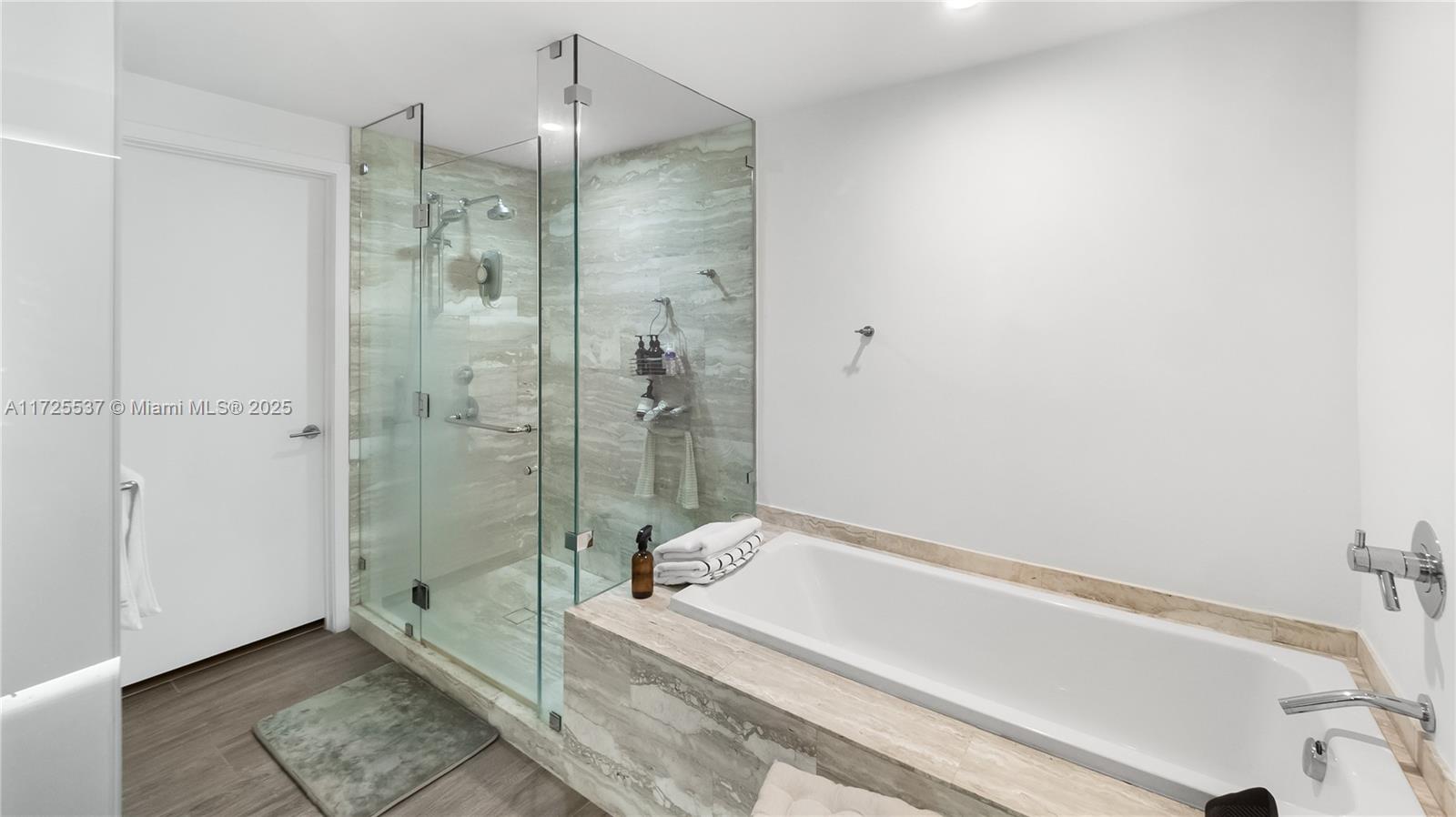 2900 NE 7th Ave #1105, Miami FL 33137