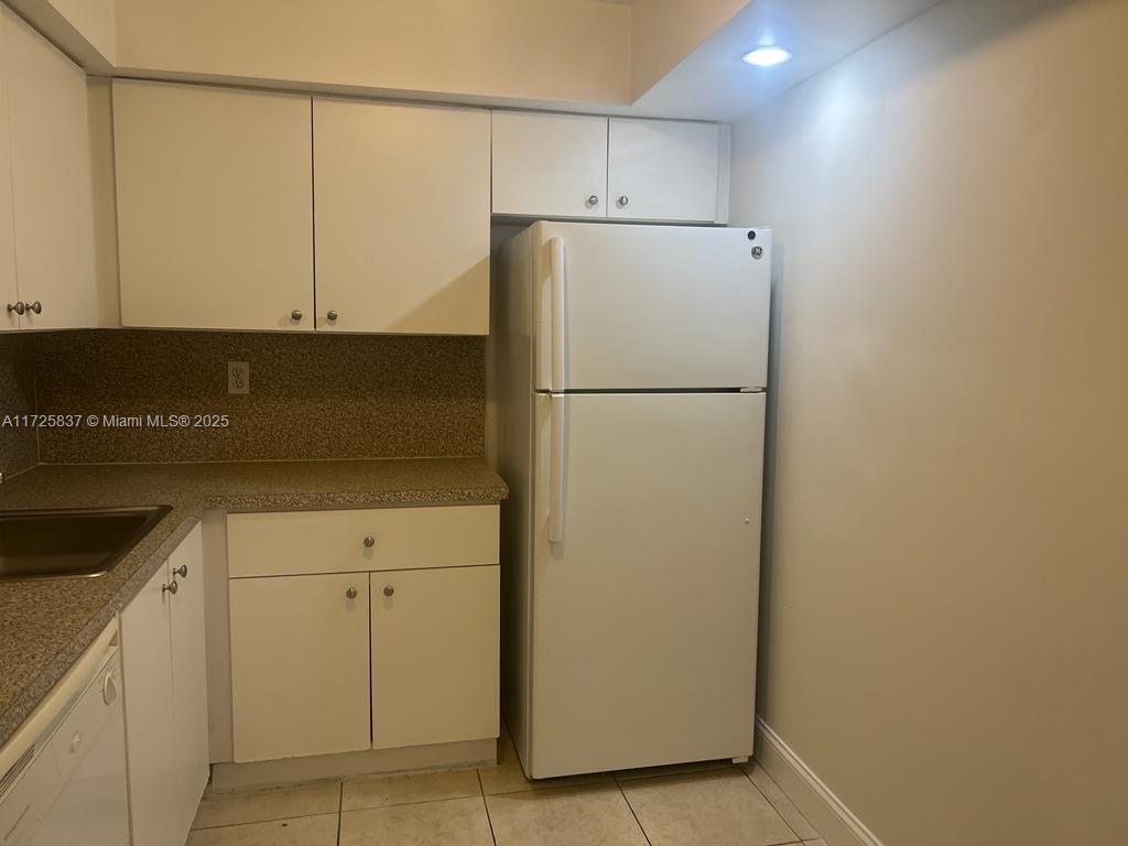 1805 Sans Souci Blvd #429, North Miami, Florida image 19