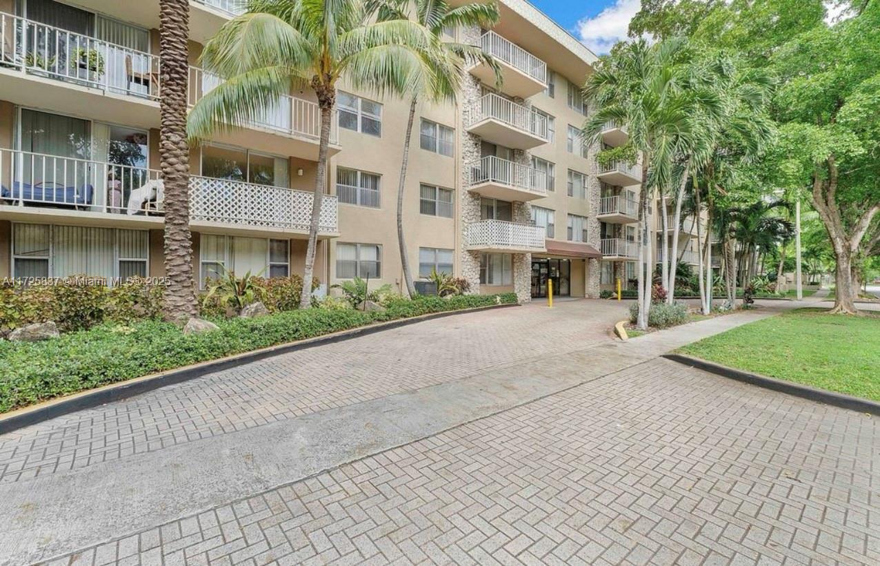 1805 Sans Souci Blvd #429, North Miami, Florida image 25