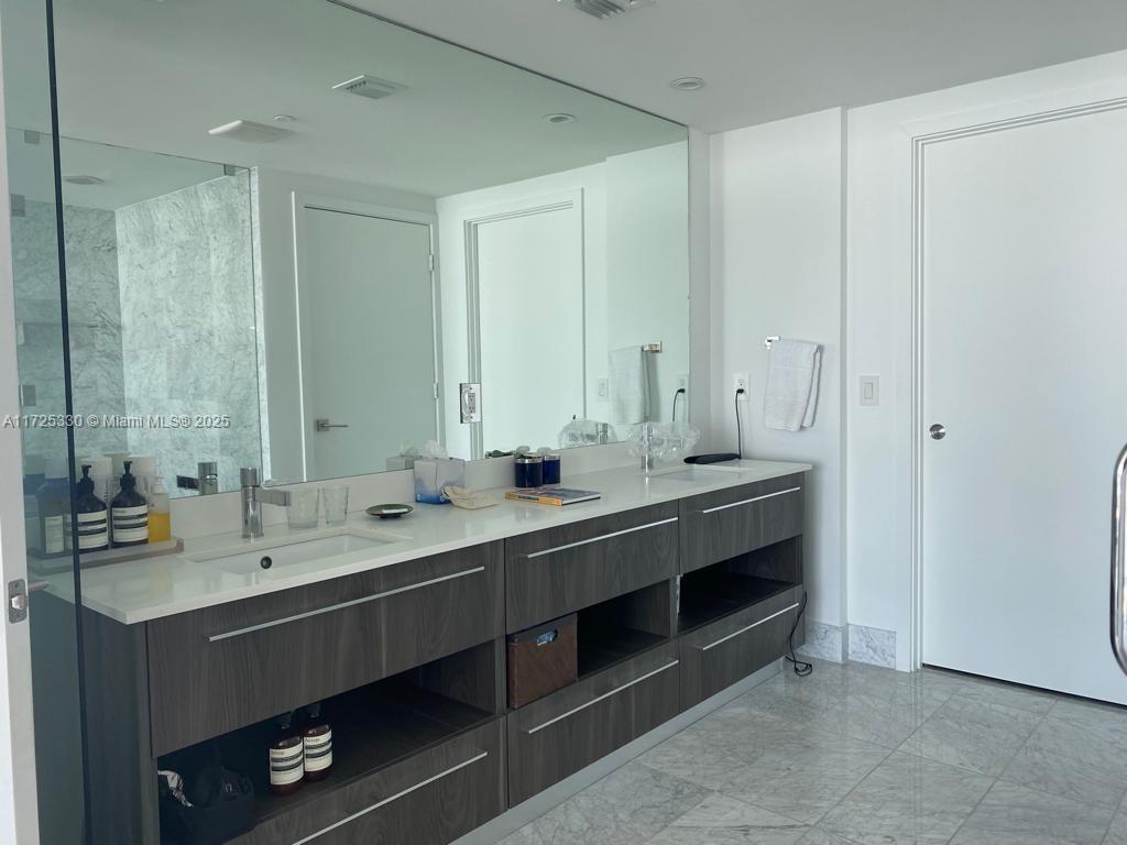 3131 NE 7th Ave #2401, Miami FL 33137